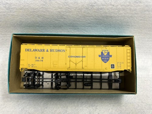 Beautiful Athearn 50’Box Cars Kits, Varied Road Names, HO