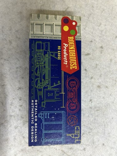 Beautiful Mixed Brand D & H 2-Bay Covered Hopper Kits HO (SPECIFY CHOICE)
