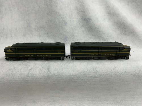 Rare E-R Models New Haven FA-1 Set Both Powered  HO