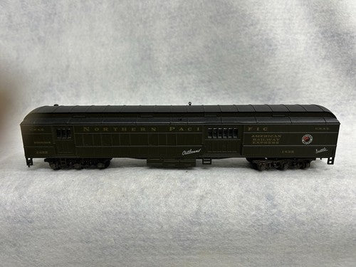 Athearn Various Road Collectors Passenger Cars HO (Specify Choice On Purchase)