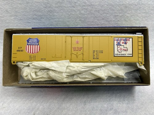Roundhouse Union Pacific 50’Box Cars (SPECIFY 1st, 2nd, And 3rd CHOICES)