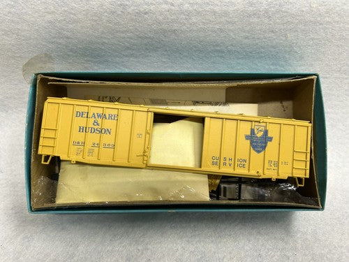 Beautiful Athearn 50’Box Cars Kits, Varied Road Names, HO