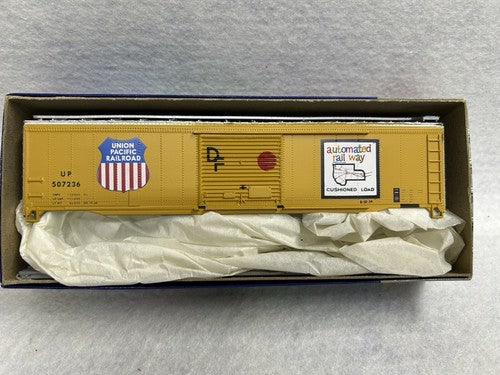 Roundhouse Union Pacific 50’Box Cars (SPECIFY 1st, 2nd, And 3rd CHOICES)