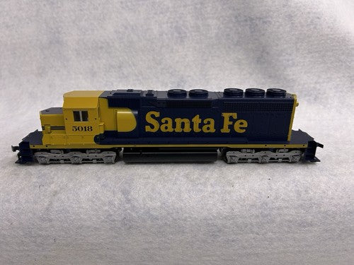 Retro KATO Santa Fe SD-40 Diesel Engine HO