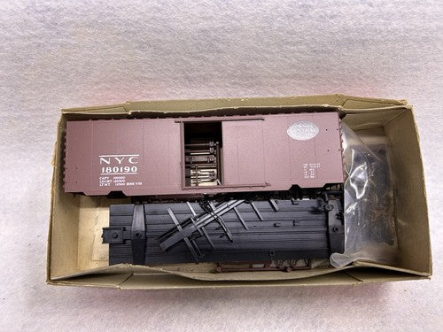 Beautiful Mc Kean BoxCar Kits HO(SPECIFY WHICH ONE YOU WANT)