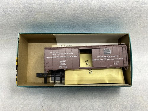 Mixed Athearn 40’ Box Cars Kits, HO (SPECIFY WHICH YOU WANT WHEN ORDERING)