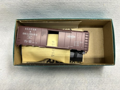 Mixed Athearn 40’ Box Cars Kits, HO (SPECIFY WHICH YOU WANT WHEN ORDERING)