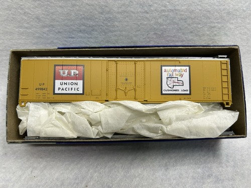 Roundhouse Union Pacific 50’Box Cars (SPECIFY 1st, 2nd, And 3rd CHOICES)