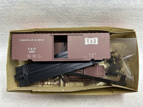Beautiful Mc Kean BoxCar Kits HO(SPECIFY WHICH ONE YOU WANT)