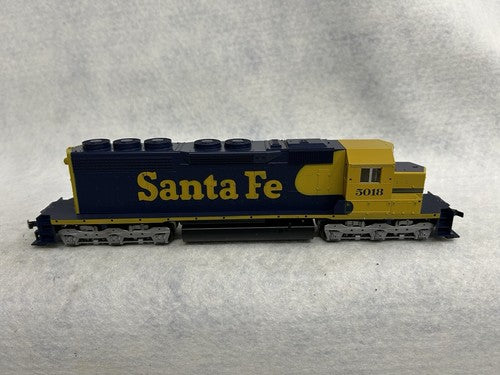 Retro KATO Santa Fe SD-40 Diesel Engine HO