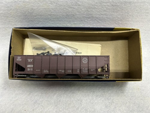 Mixed Walter’s rolling stock kits HO, varied roads