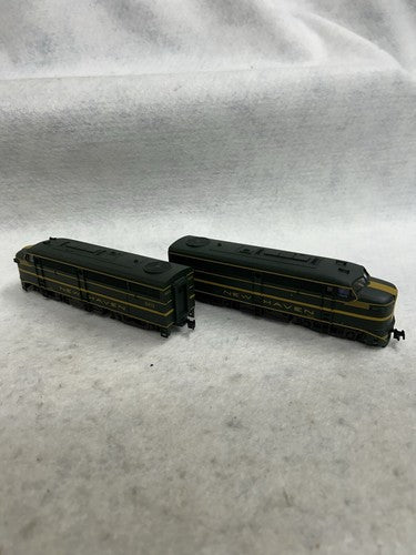 Rare E-R Models New Haven FA-1 Set Both Powered  HO