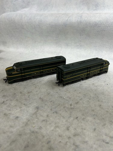 Rare E-R Models New Haven FA-1 Set Both Powered  HO