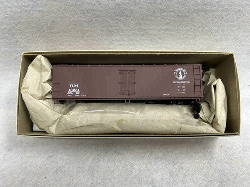 Stately Accurail  Box Car Kits HO(SPECIFY WHICH ONE YOU WANT)