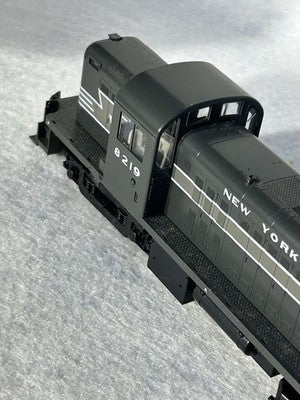 Nice KATO New York Central RR RS-2 Loco HO DCC Ready