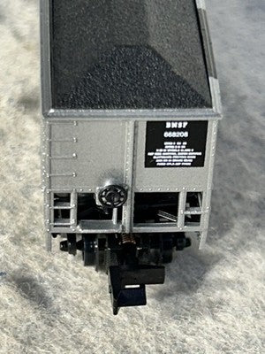 E & C Shops 100 Ton BNSF Beth Gon Coal Porter Hoppers N GAUGE/Coal Loads 6-Pak