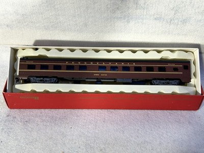 Beautiful Rivarossi Pennsylvania RR  3-Car Passenger Set HO
