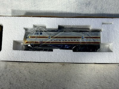 Fallen Flag Stewart Lackawanna F-3 A/B Engine Set Phase II HO
