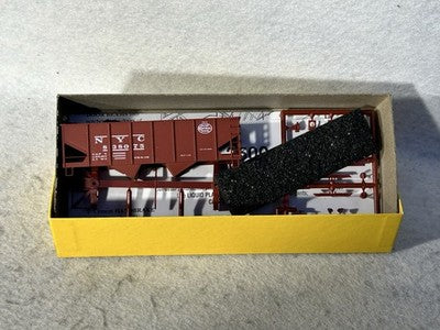 Accurail Mixed NYC RR  Hopper Kits HO (PRICE/SINGLE CAR; SPECIFY CHOICE)
