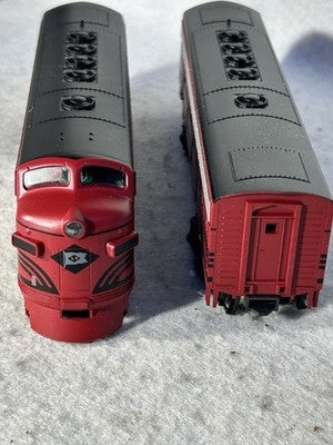 Striking Stewart/KATO Lehigh Valley RR F-7A/B Phase I Set A Pwrd./B Unpwrd. HO