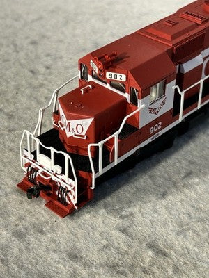 Handsome KATO Gulf Mobile & Ohio SD-40 Diesel Engine With DCC HO