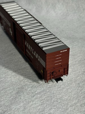 Beautiful Atlas Mixed Road 50’ -60’ Box Cars (SPECIFY WHICH CAR YOU WANT)