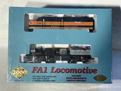 Nice  Proto 2000  FA/A -1 Great Northern RR Locomotive 2 Engine Set DCC Ready