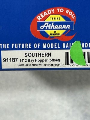 Beautiful Athearn Southern RR 34’ 2-Bay Hopper Cars/Loads 6-Pak HO