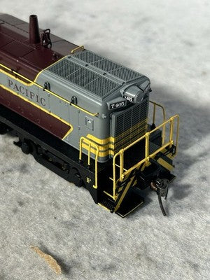 Nice Rapido Canadian Pacific RR SW-9 Switcher Engine #7405 DCC Ready HO