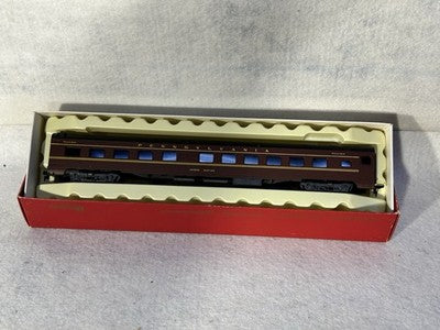 Beautiful Rivarossi Pennsylvania RR  3-Car Passenger Set HO