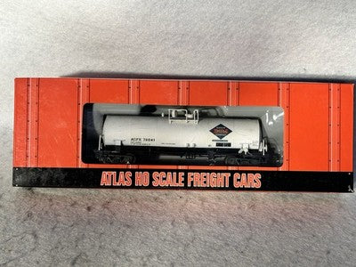 Nice Atlas Single Dome Thiele ACF Single Dome Kaolin Tank Car HO