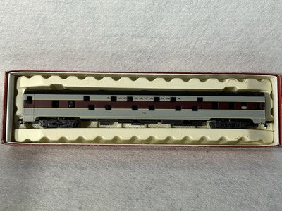 Nice Rivarossi Del & Lack E-8—2 engine/7 Car Passenger Set (Pow./Dum.) HO