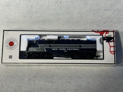 Nice Stewart/KATO NYC  RR LIGHTNING STRIPE F-3 A/B/A Set A’s Pwrd./ B Unpwrd. HO