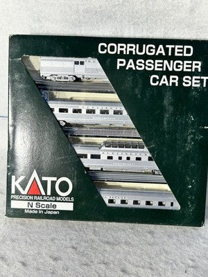 Beautiful KATO Burlington Route Corrugated 4-Car Passenger Set “B”  N GAUGE