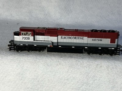 Nice Athearn Genesis EMD SD-70M Lease Unit Diesel Engine DCC Ready HO