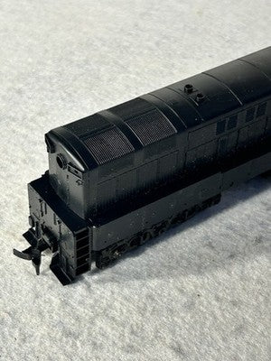 Nice Athearn FM Trainmaster Undecorated Engine HO