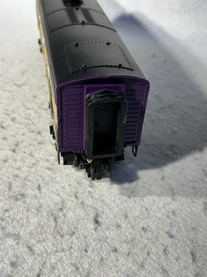 Beautiful MTH Atlantic Coast Line RR 3 Engine/2 Passenger Car Set O Gauge Car