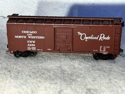 Nice Athearn C & NW RR 40’ Box Car HO KD Couplers/Weighted/Metal Wheels (No Box)