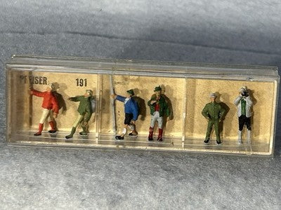 People HO GAUGE (PRICE IS PER INDIVIDUAL PACK OF 5; PLEASE SPECIFY CHOICE)