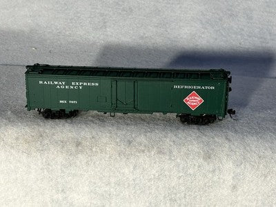 Classic Walthers Railway Express Agency 50’ 2-Car Reefer Set HO (Ex Outer Box)