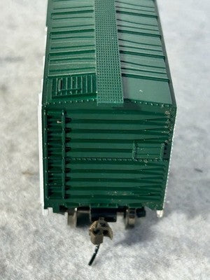 Beautiful Bachman Tropicana 50’ Box Car HO Metal Wheels K-D Couplers (Ex Box)