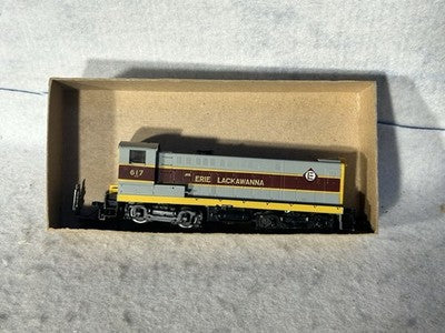Nice Athearn Blue Box Erie Lackawanna RR Baldwin S-12 Loco HO (Ex One Side Rail)