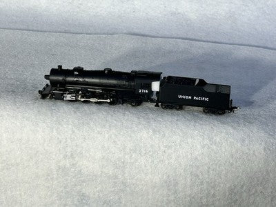 Classic KATO Union Pacific RR 2-8-2 Heavy Mikado Loco N Gauge