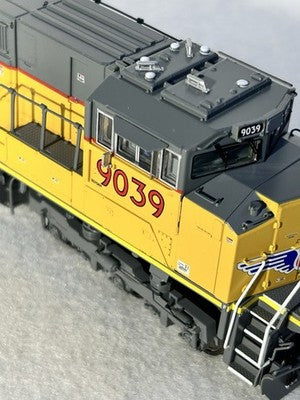 Regal BLI Union Pacific RR “Building America” Scheme SD-70ACE DCC Ready HO