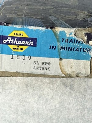 Nice Athearn Amtrak RR RPO Passenger Car HO (Worn Box)