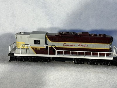 Lionel O Gauge Canadian Pacific SD-24 Maple Leaf Limited Train Set