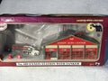 Cool Model Power Exxon Station With Tanker Lighted With People HO