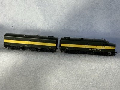 Nice Proto 2000 FA -2 A/B Seaboard Air Line  RR HO Locomotives  (Incorrect Box)
