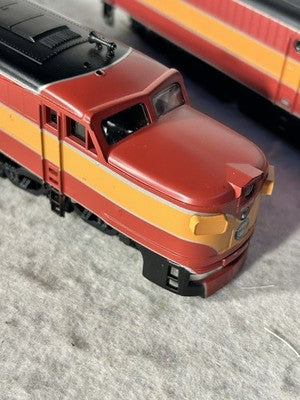 Nice Athearn Southern Pacific RR ALCO PA/B + 9-Car Passenger Set HO (Ex-Boxes)