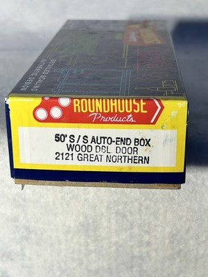 Handsome Roundhouse Great Northern RR 50’ Box Cars HO